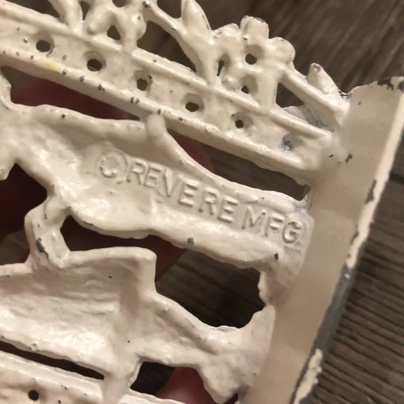 Vintage Retro Revere Mfg Metal Earring Holder Stand "Love Is Sharing" - Picture 12 of 13